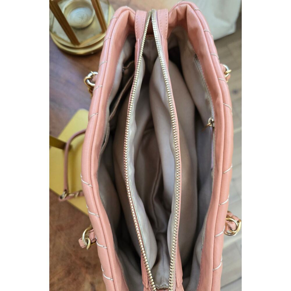 Chanel 31 Rue Cambon Lambskin leather Shoulder bag - Picture 8 of 11